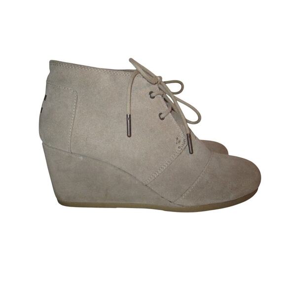 TOMS Boots Womens 10 Tan Suede Desert Wedge Ankle Booties Lace Up Casual Shoes - Picture 9 of 13